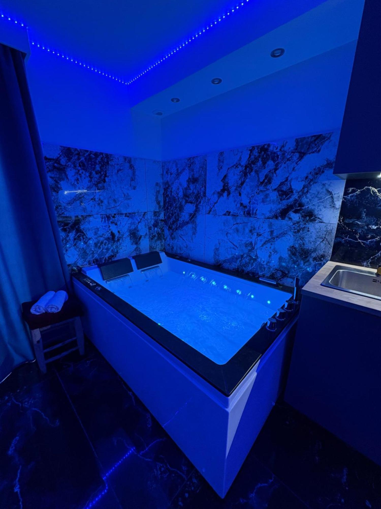 Studio Avec Jaccuzzi Saintry-sur-Seine Экстерьер фото